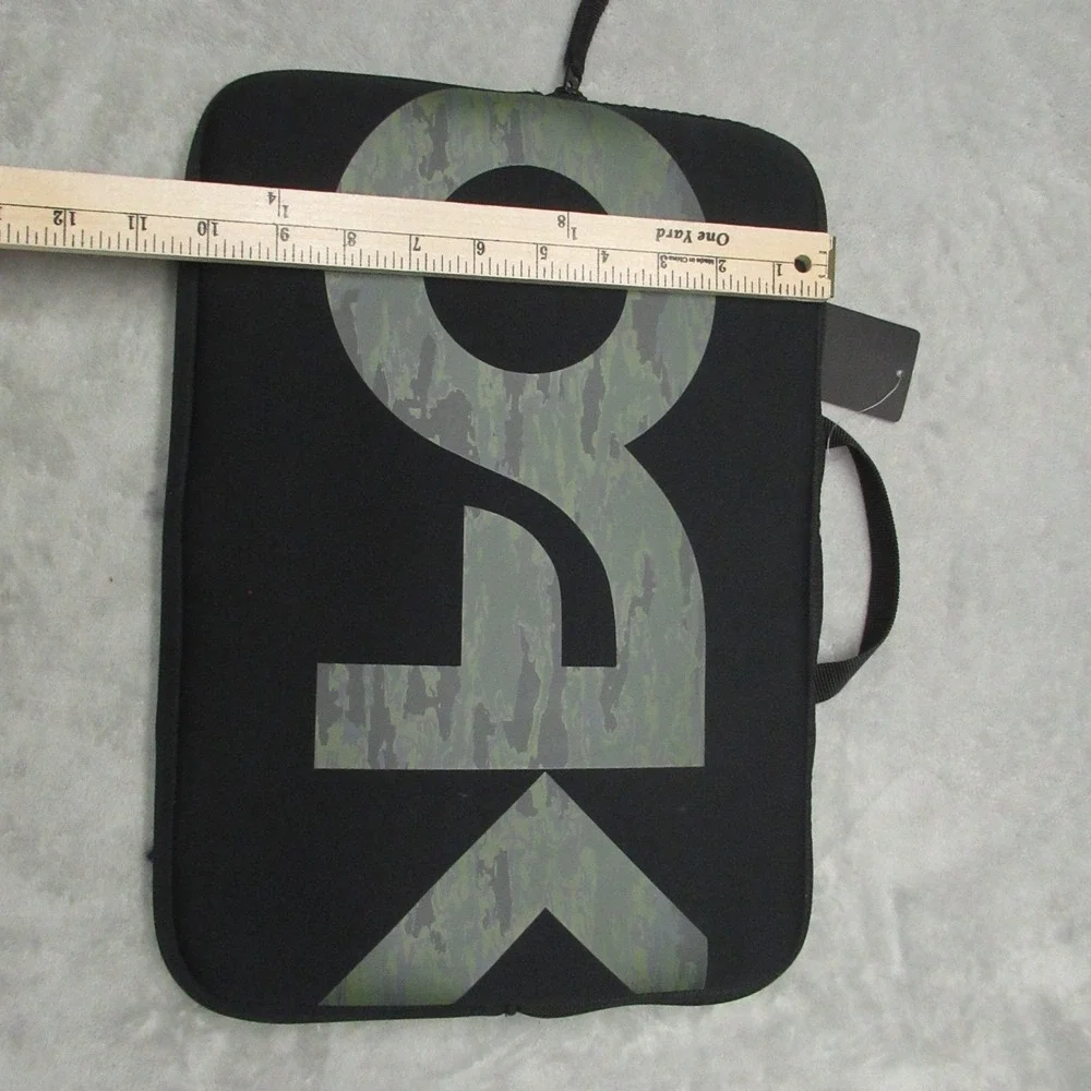 Oakley B1B Laptop Case‎ Black Brush Camo Padded Water Repellent Work Bag NEW